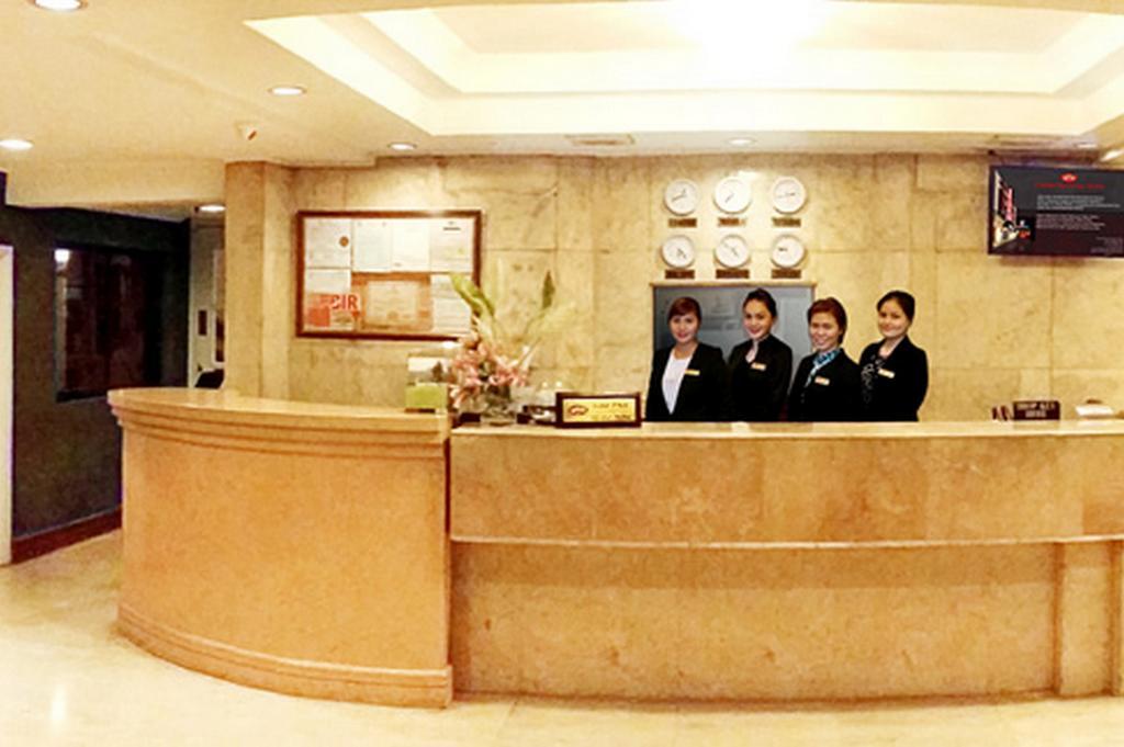 Cherry Blossoms Hotel Manila Eksteriør bilde
