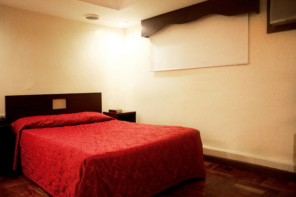 Cherry Blossoms Hotel Manila Eksteriør bilde
