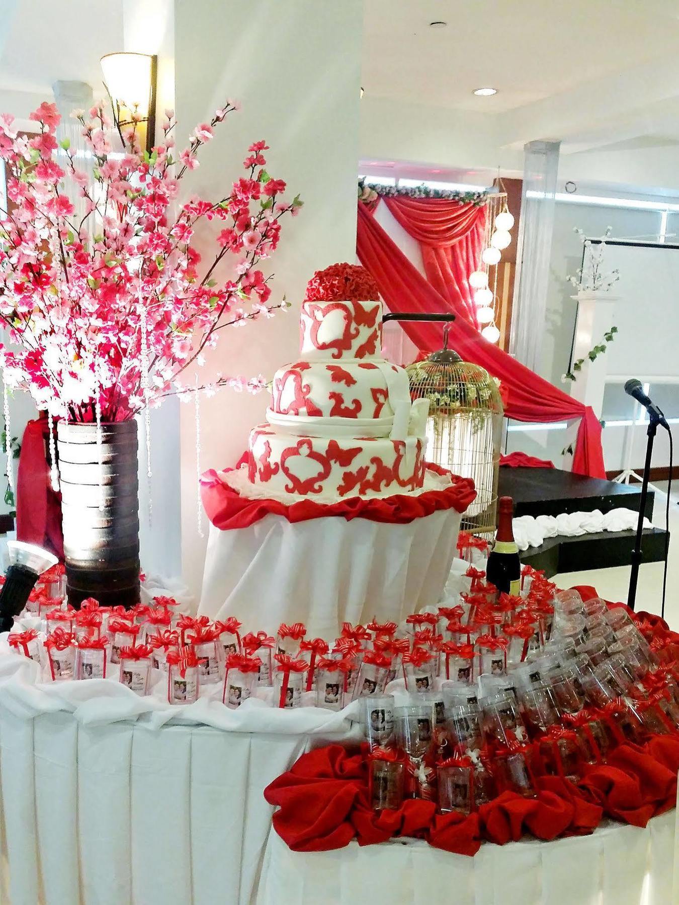 Cherry Blossoms Hotel Manila Eksteriør bilde